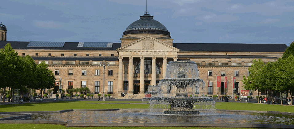 Mainz, Wiesbaden, Ausbildung