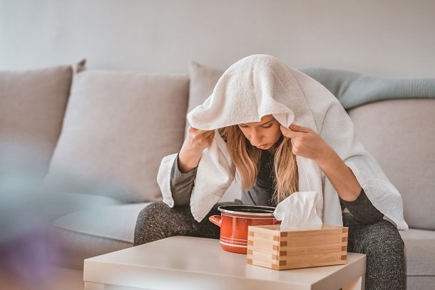 Inhalieren mit Eukalyptusöl bei Allergie gegen Pollen