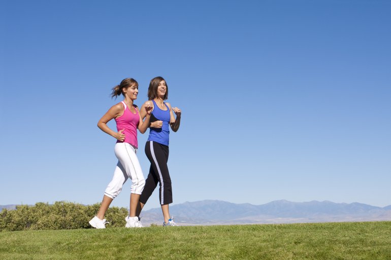 Frauen beim Walking